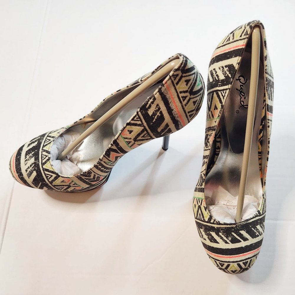 Qupid Daydream-36 Geometric Pattern Platform Pump High Heels Womens Size 8 NWOB